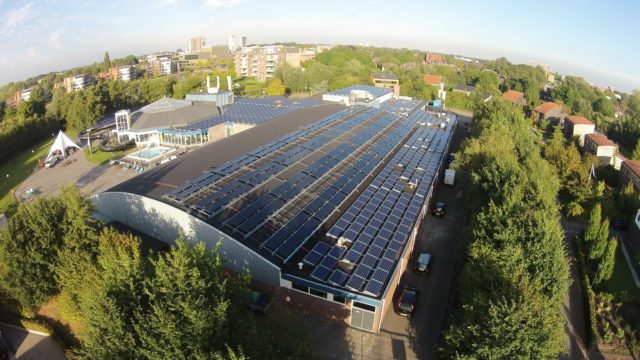 PVT-paneel-Triple-Solar-warmtepomp-zwembad-verwarmen-zonnepanelen-Drachten 3