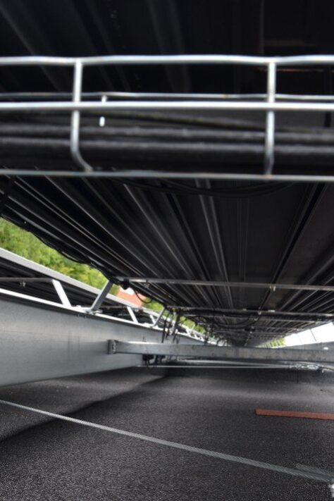 PVT-panelen-Triple-Solar-warmtepomppaneel-dak-opstelling-05-zwembad-welle