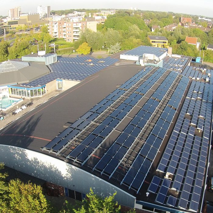 Triple Solar-zwembad-verwarmen-PVT-warmtepomp-paneel-de-welle-drachten-01