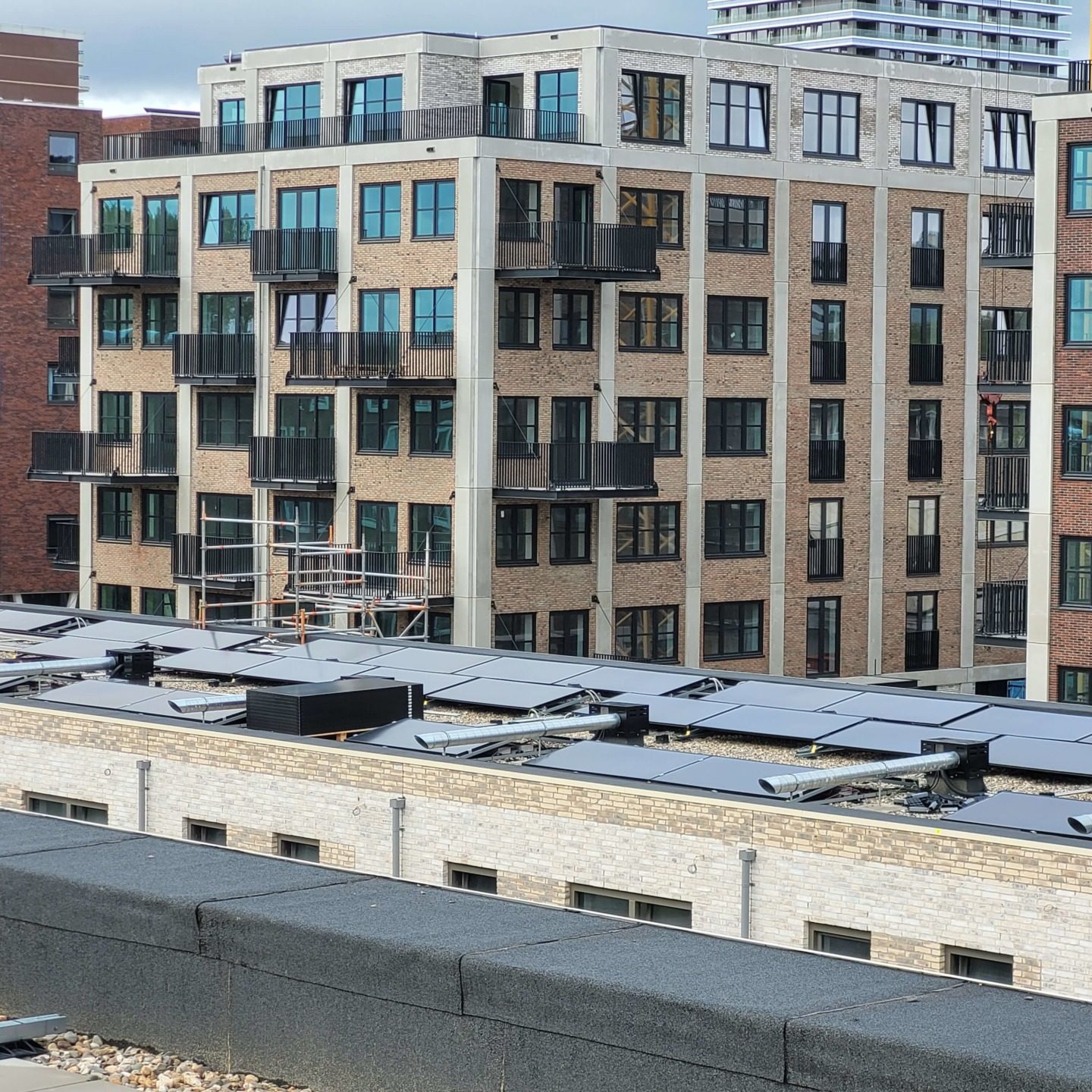 Poortmeester-Ballast-Nedam-BNPD-Triple-Solar-PVT-panelen-warmtepomp-03