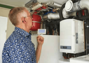 PVT-Paneel-duurzaam-houten-huis-review-Triple-Solar-warmtepomp-Arie-Kraan-01