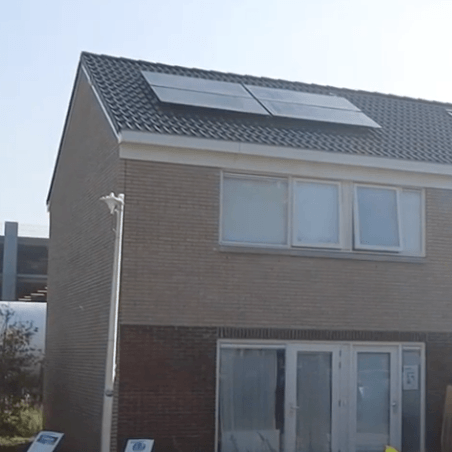 Zonwarmtenet-dezon-warmtenet-TU-Delft-Triple-Solar-Vlog-bouwend-Nederland-PVT-paneel-warmtepomp-WKO-03