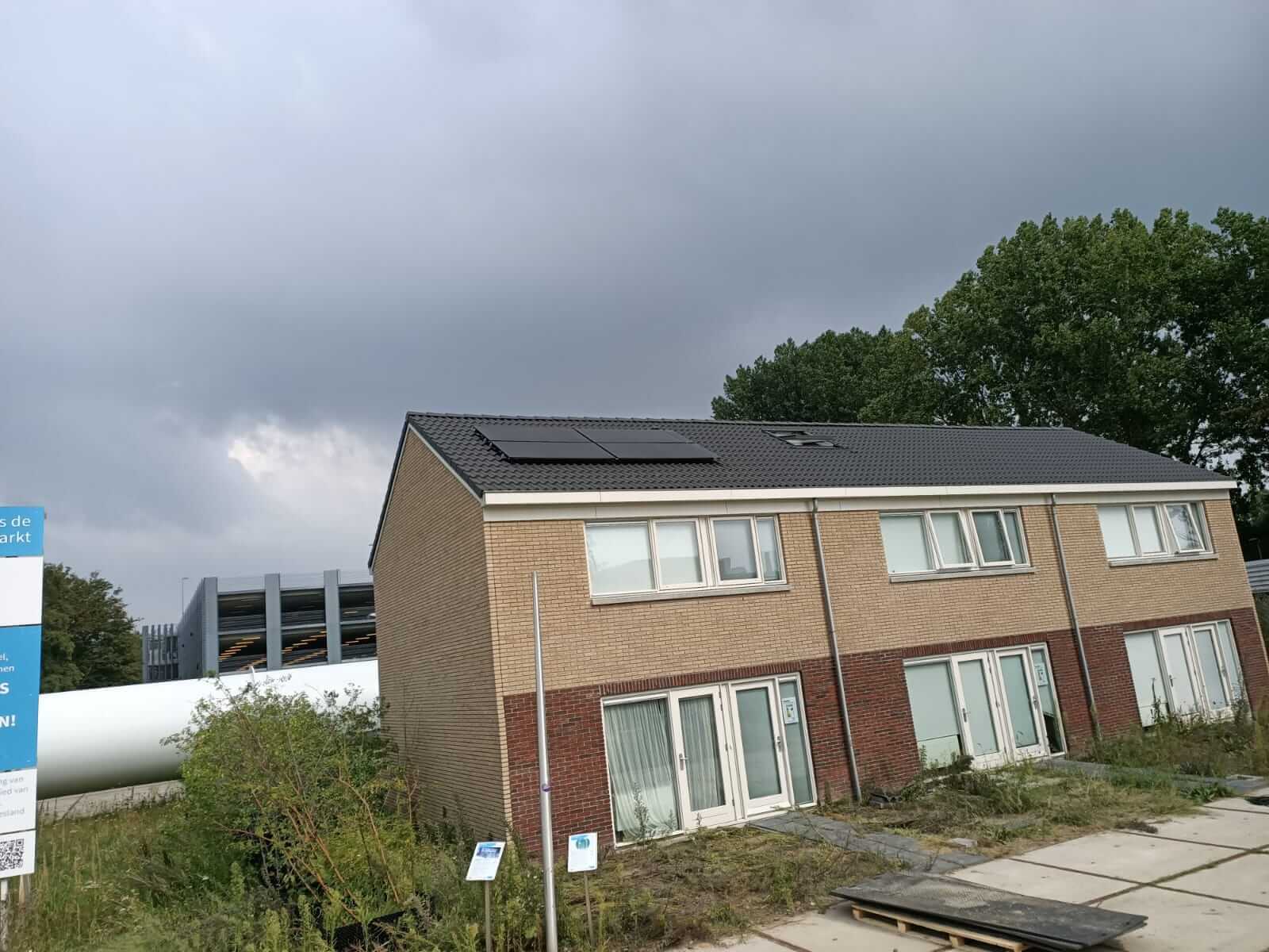 The-green-village-lage-temperatuur-warmtenet-Triple-Solar-pvt-paneel-01