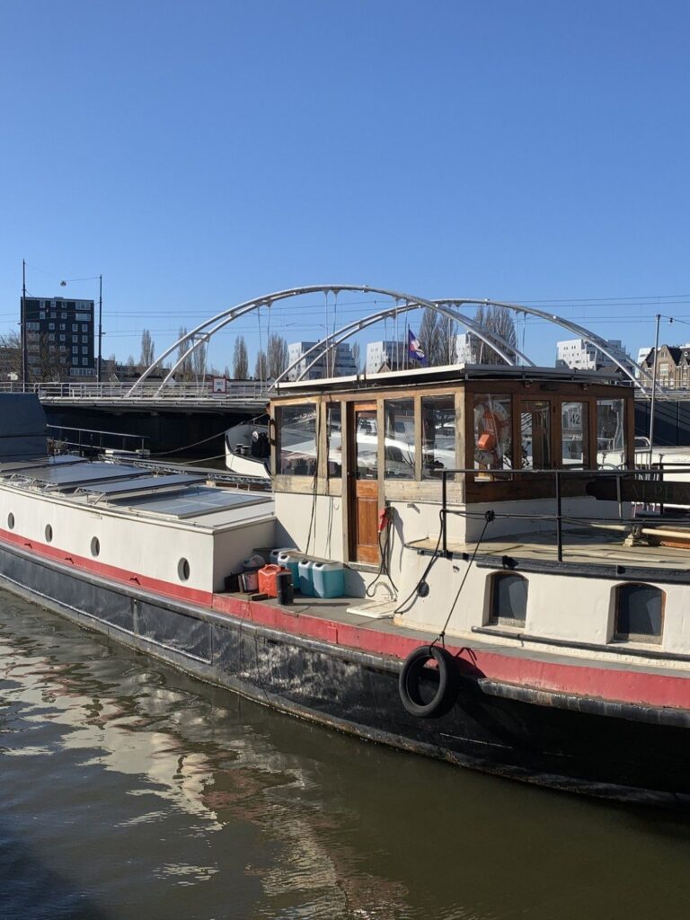Woonschip Levantkade Amsterdam