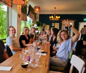 poffertjes-eten-team-2022-werken-bij