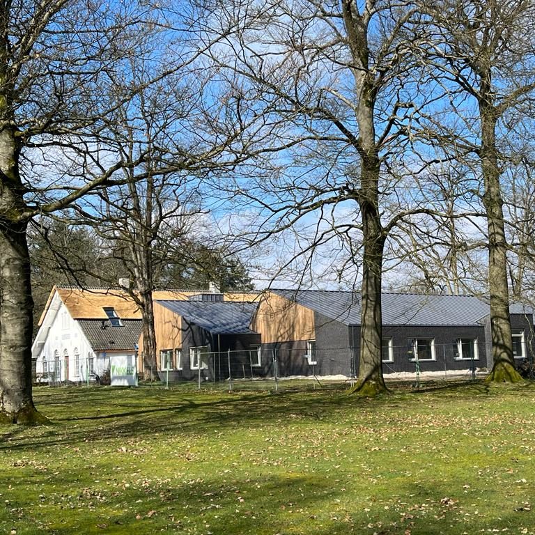 PVT-panelen-bron-warmtepomp-zorgvastgoed-appartementen-Arhnem-Triple-Solar-Loohuis-installatie-woon-bij-september-02