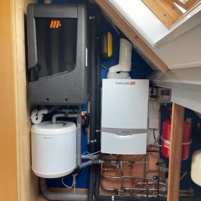 Hybride-PVT-warmtepomp-installatie