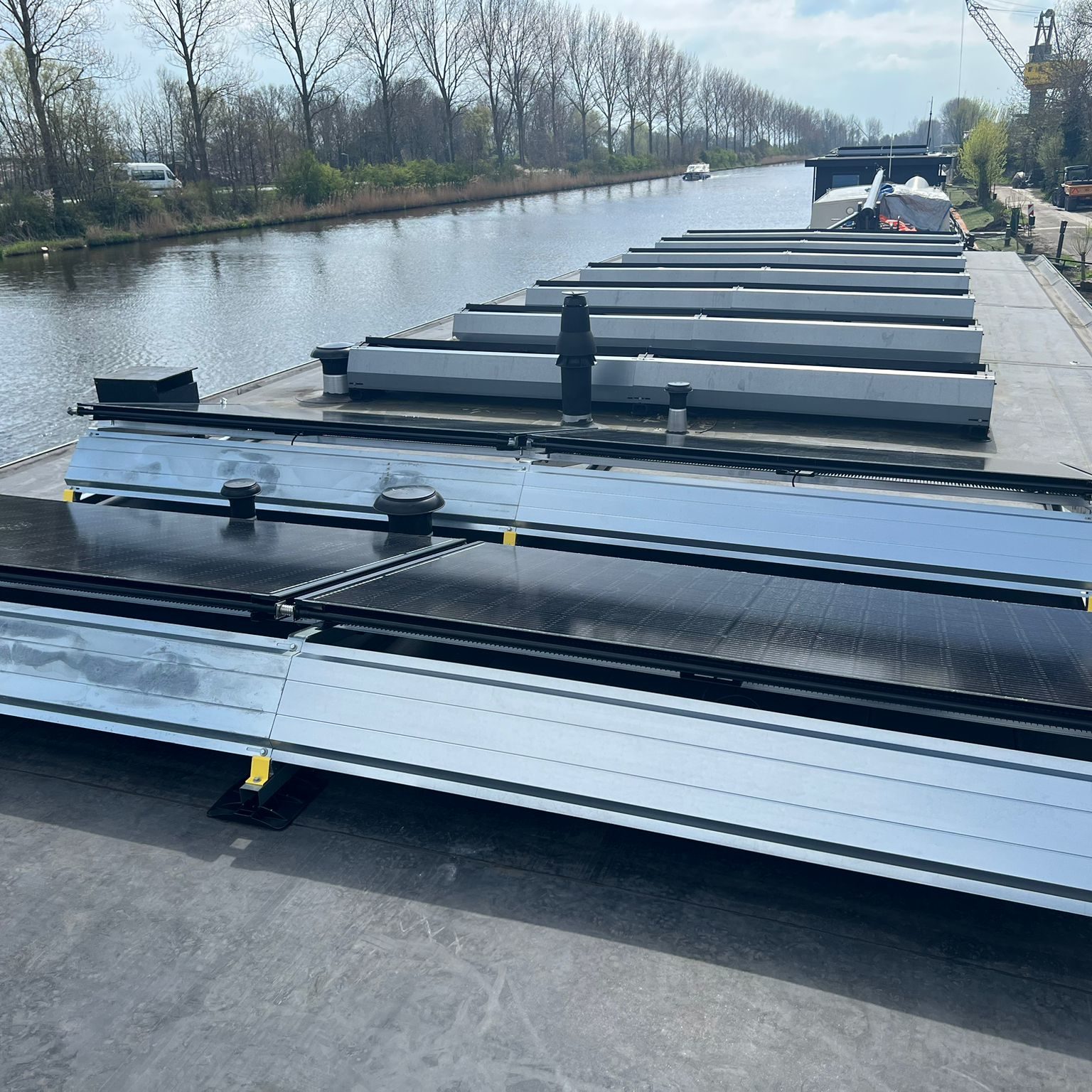 Triple-Solar-PVT-warmtepomp-vervangt-CV-Ketel-installatie-woonboot-Alkmaar-Karel-Verver-01