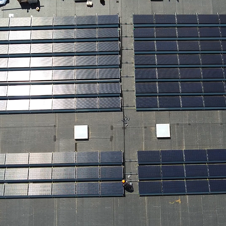 moerbeke_triple_solar_sporthal_pvt_panelen