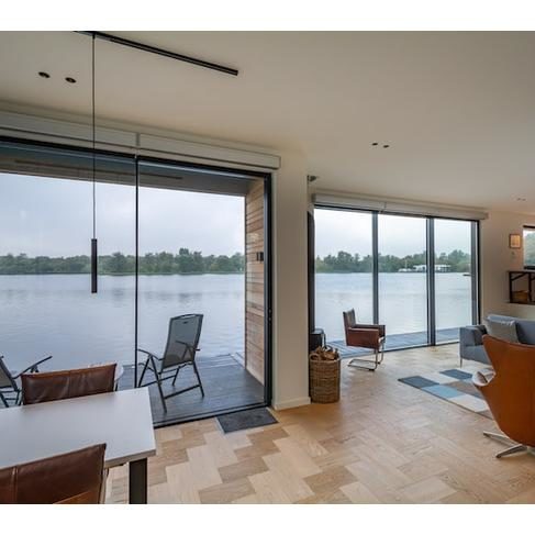 Oudega - Spruyt Woonboot - Hoekstra Heereveen-Triple-Solar-Gasloos-PVT-panelen-warmtepomp-05