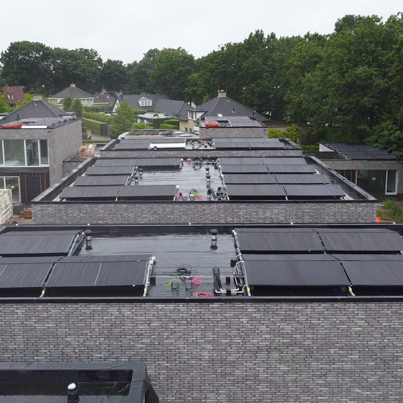 Breda-homes-factory-triple-solar-pvt-warmtepomp22