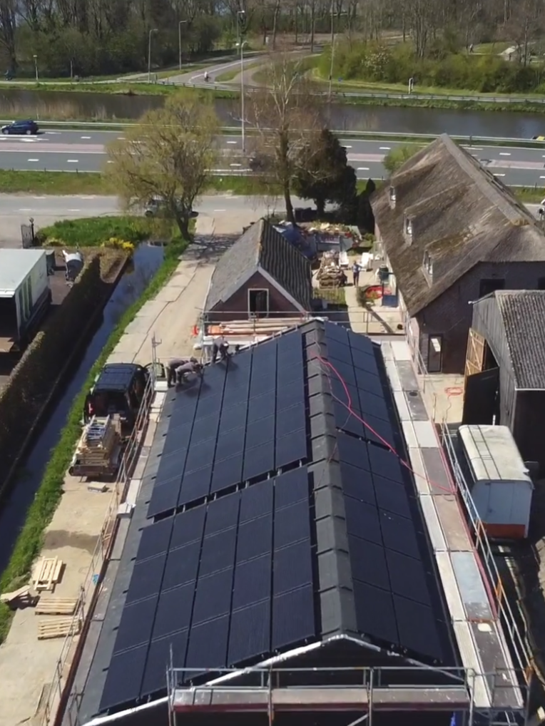 aarlanderveen-boederij-pvt-panelen