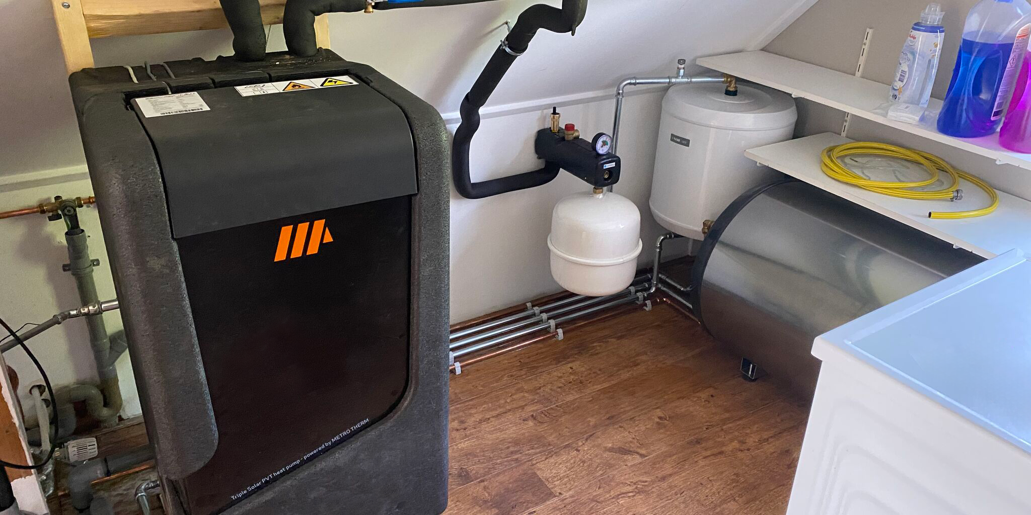 pvt-panelen-warmtepomp-van-langen-installatietechniek-triple-solar