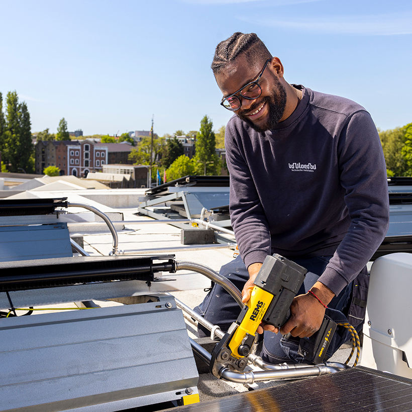 PVT-warmtepomp-pvtpanelen-Rotterdamsedijk-schiedam-Van-Der-Vloed-Triple-Solar-installatie-installateur-021e