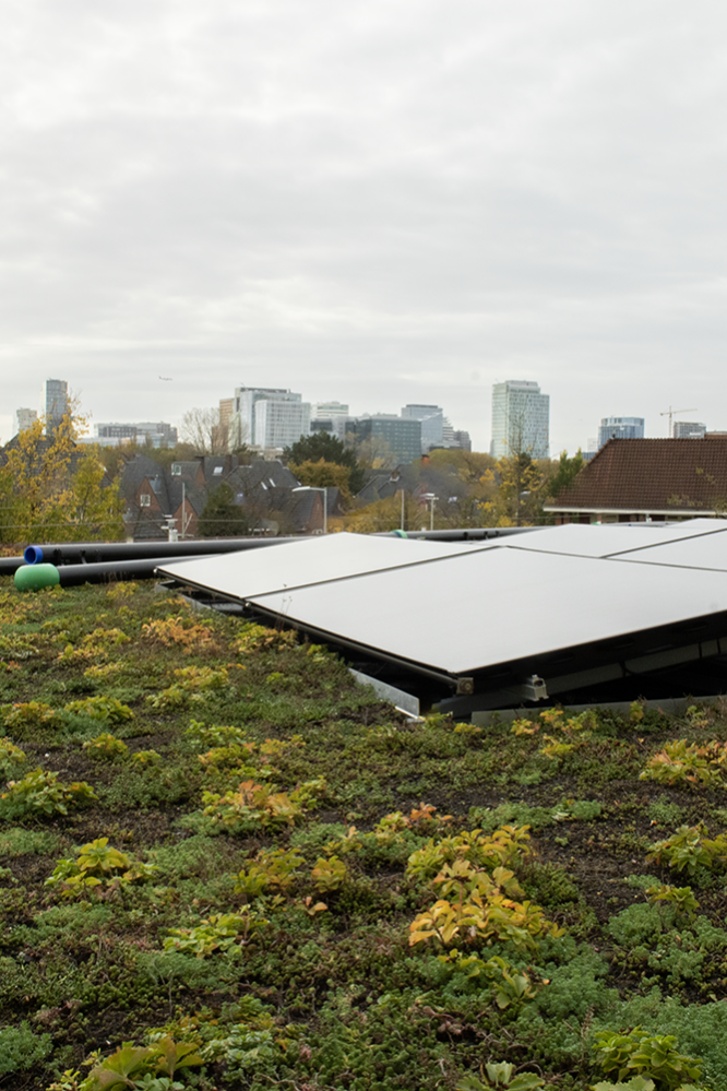 apollo-house-amsterdam-dak-pvt-panelen-3